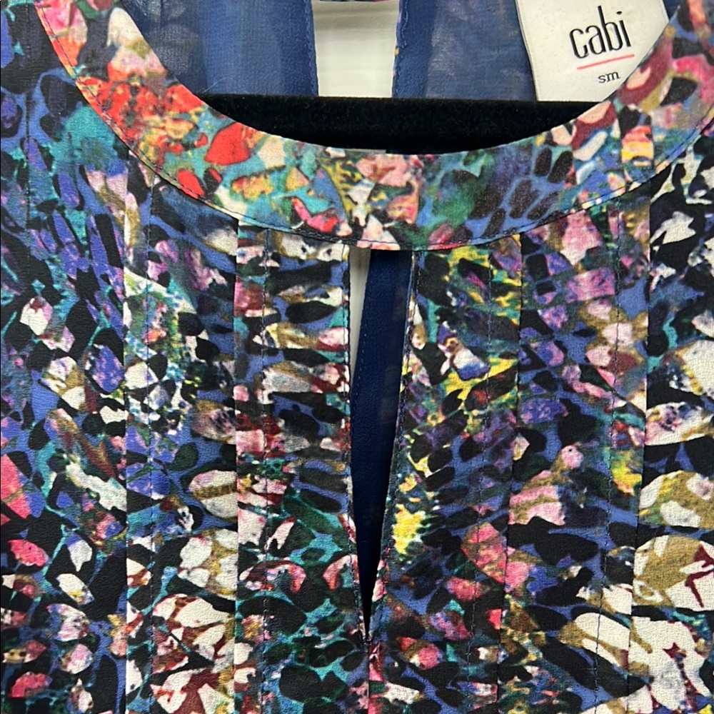 Cabi Colorful Abstract Blouse - Picture 4 of 6
